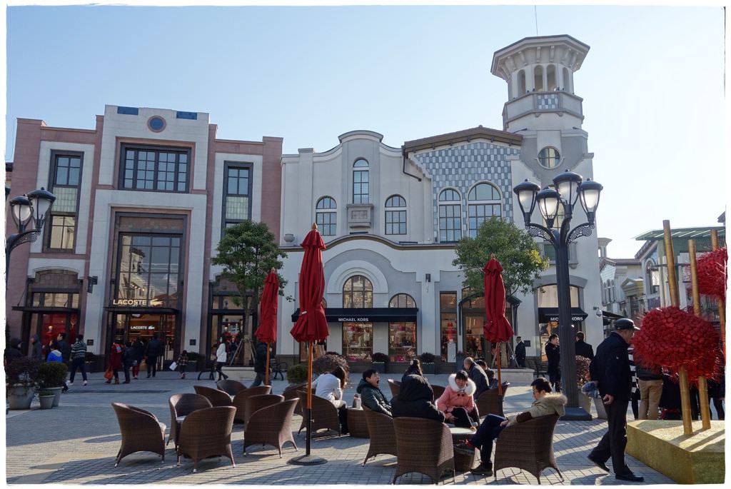 outlet-12