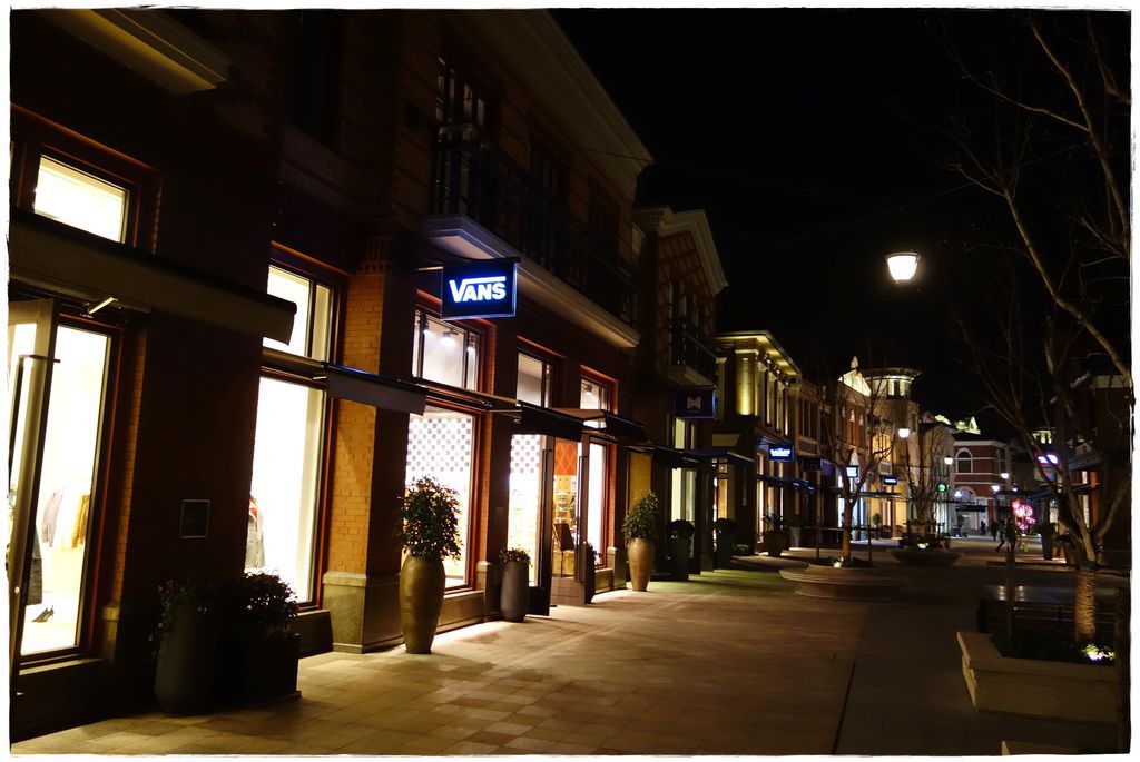 outlet-18