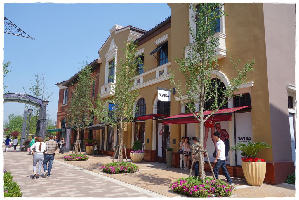 outlet-29