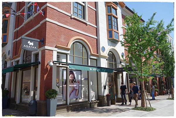 outlet-41