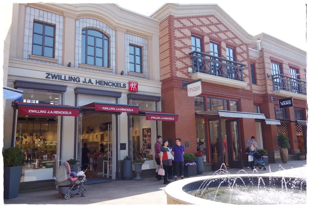 outlet-53