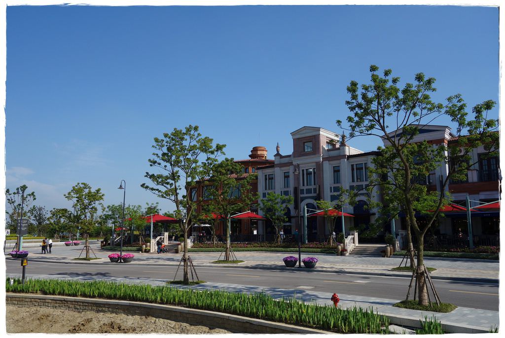 outlet-60