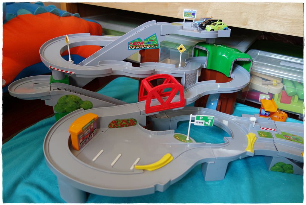 tomy-3.JPG