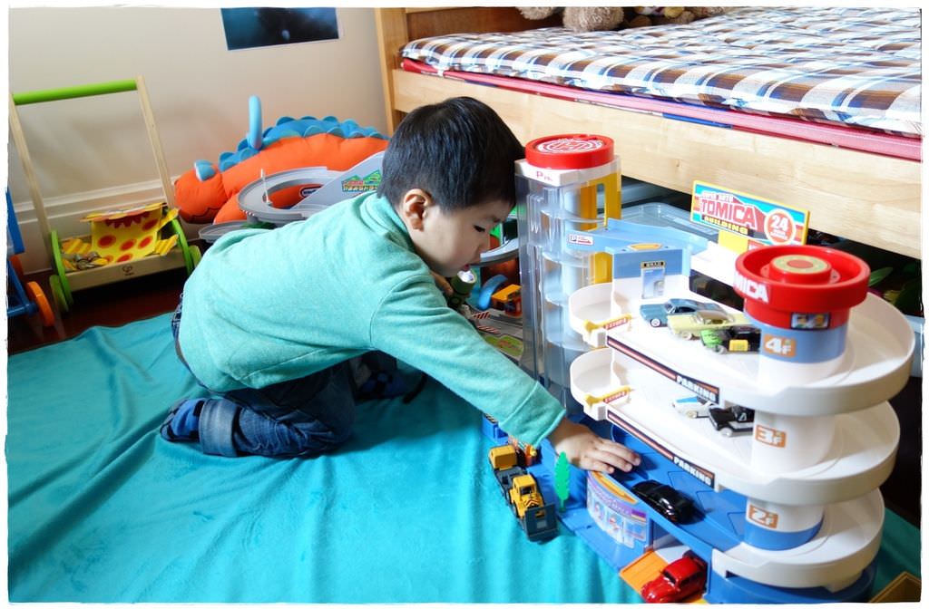 tomy-7.JPG