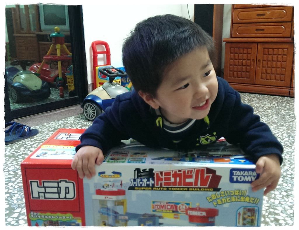 tomy-18.jpg