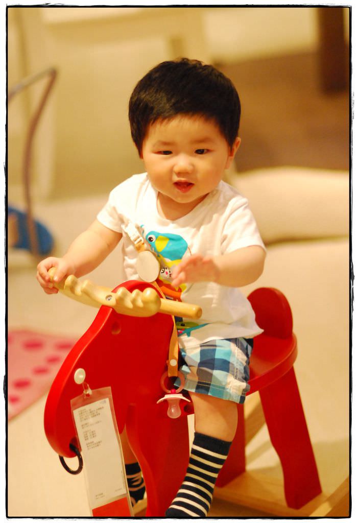 小兔兔逛Ikea-2.JPG