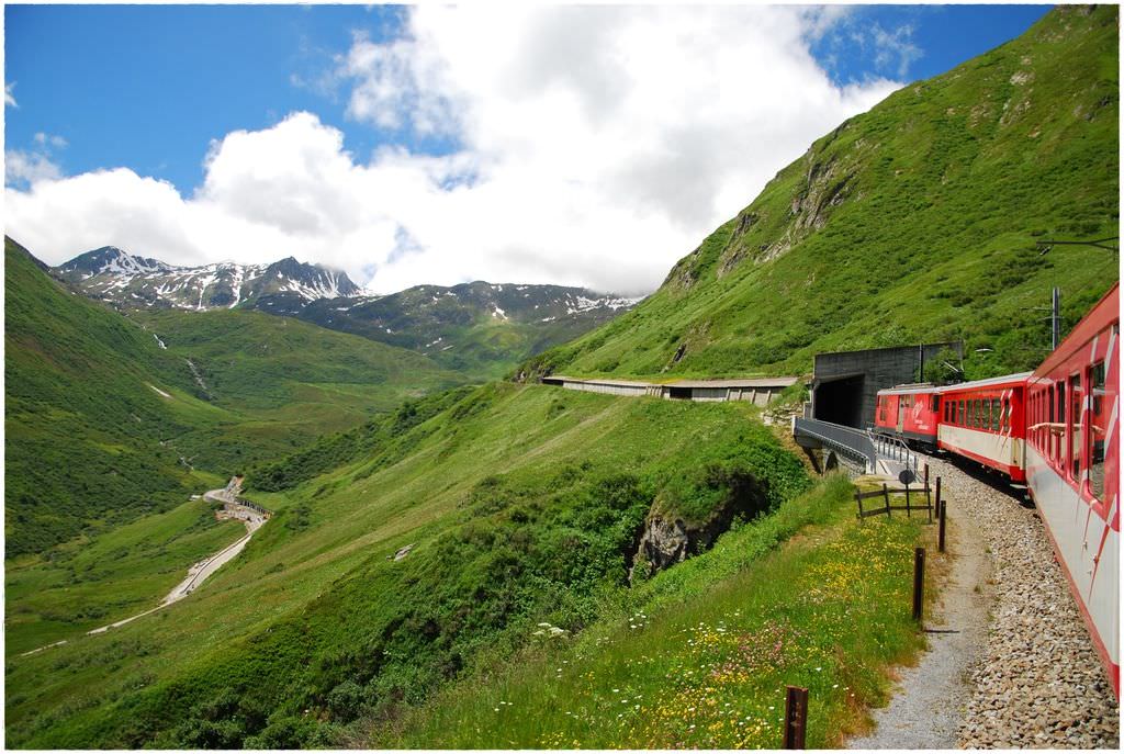 冰河-Disentis to Andermatt-16.JPG