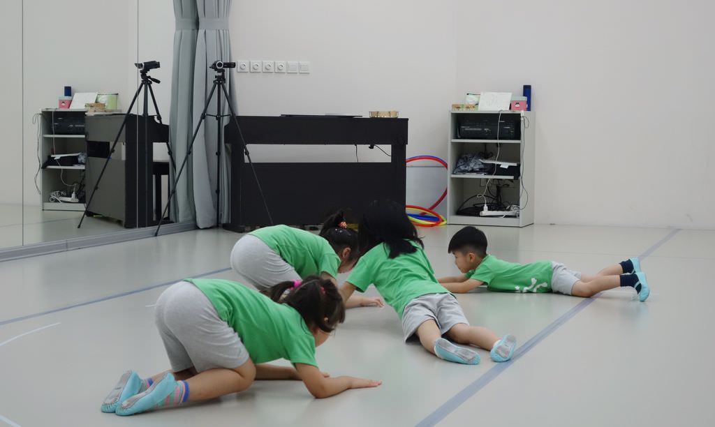 律2-3.JPG