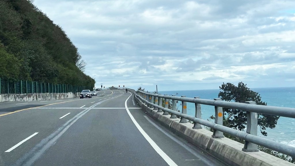 SOUTH ROAD-59.jpg
