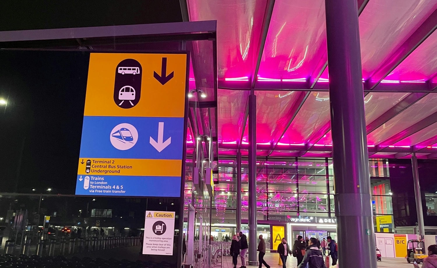 【出走。英國倫敦】從倫敦希斯羅機場(Heathrow Airport)到市區交通攻略 , 伊莉莎白線(Elizabeth Line)搭乘分享 - 第13張圖