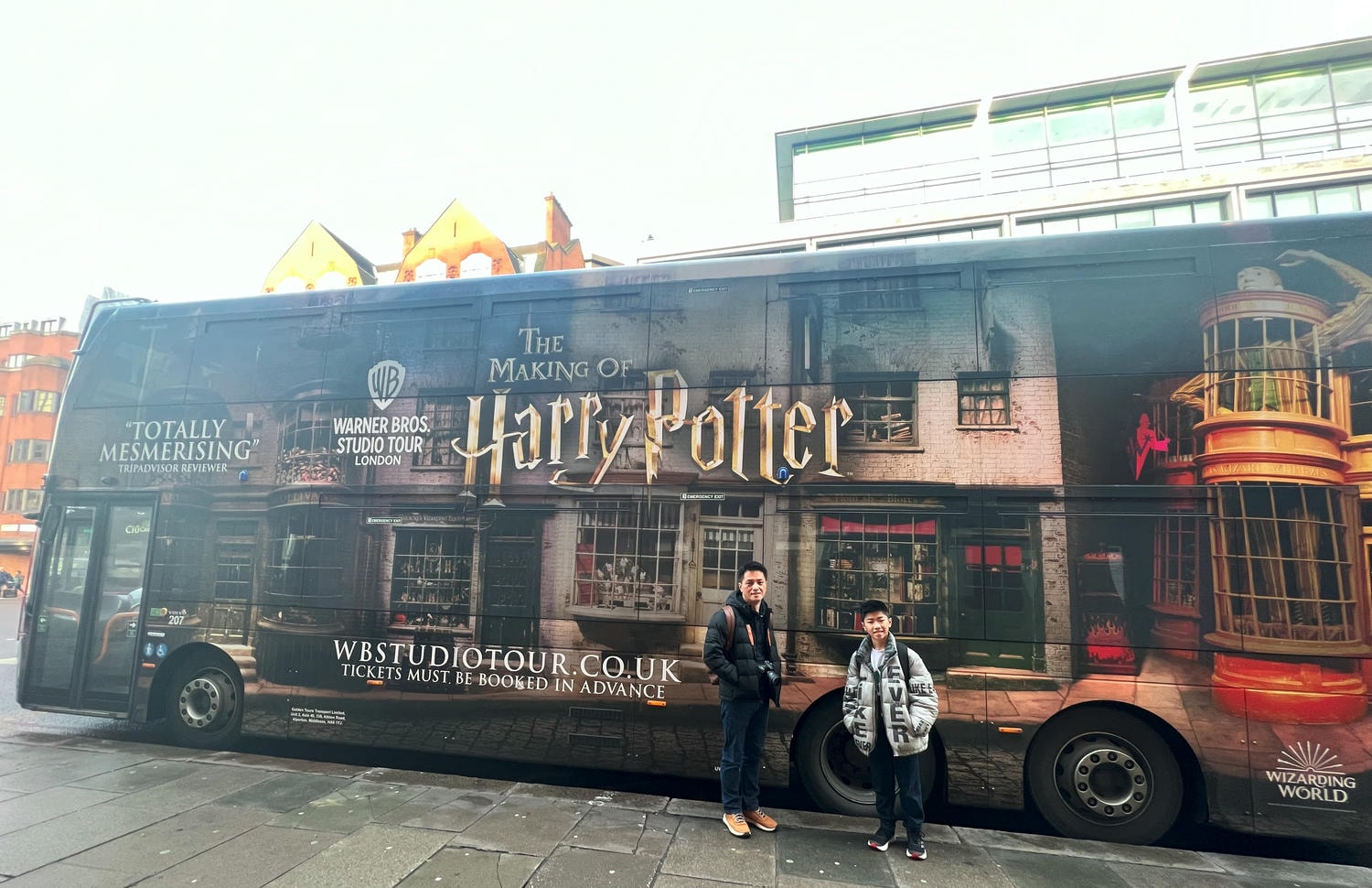 【出走。英國倫敦】倫敦(London)交通攻略。如何搭乘地鐵? Oyster Card(牡蠣卡)怎麼買? 搭乘旅遊巴士前往哈利波特影城(Wamer Bros. Studio) - 第17張圖