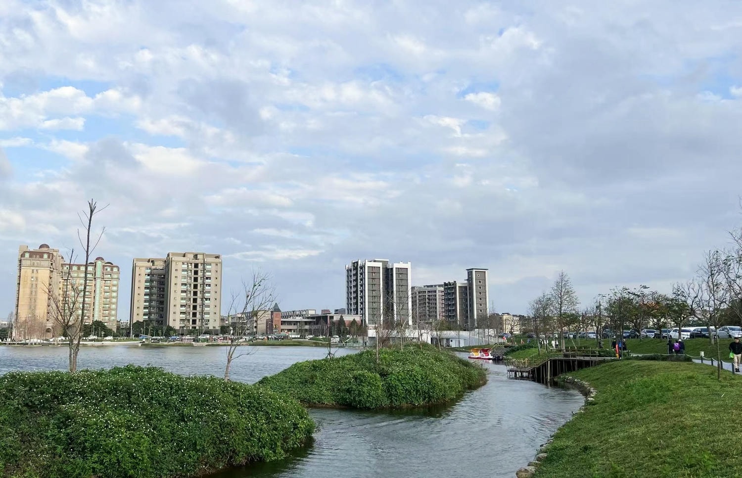 【慢旅行。桃園景點推薦】大園華興池生態埤塘公園 , 全新推出【喬寓咖啡(The Qaio)】, 特色遊樂園、賞景、飛機一站式親子樂園 - 第44張圖