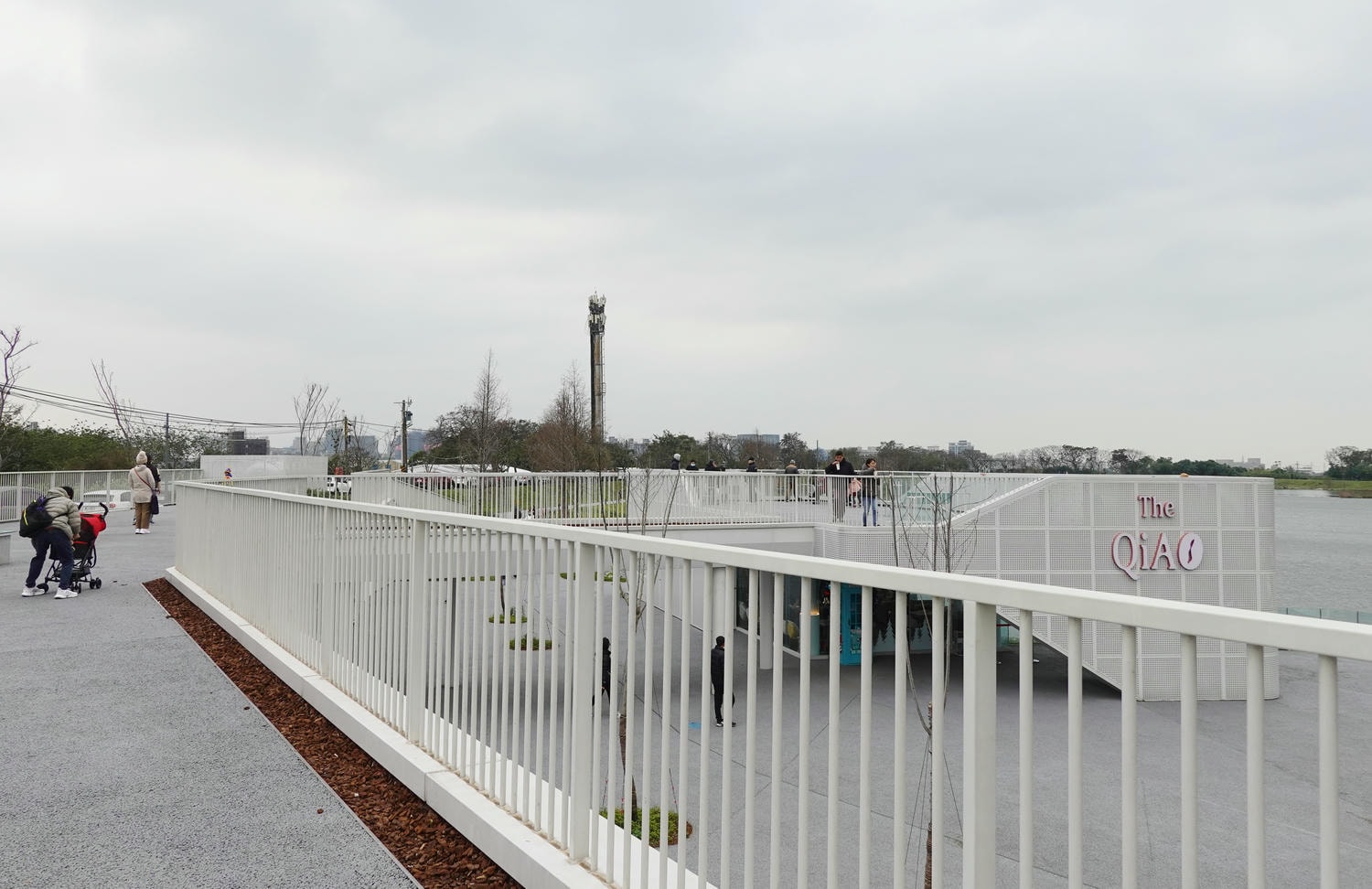 【慢旅行。桃園景點推薦】大園華興池生態埤塘公園 , 全新推出【喬寓咖啡(The Qaio)】, 特色遊樂園、賞景、飛機一站式親子樂園 - 第51張圖
