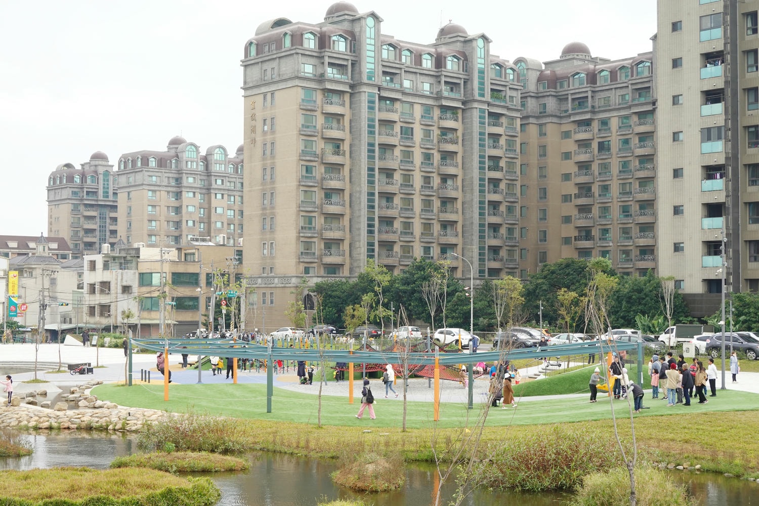 【慢旅行。桃園景點推薦】大園華興池生態埤塘公園 , 全新推出【喬寓咖啡(The Qaio)】, 特色遊樂園、賞景、飛機一站式親子樂園 - 第31張圖