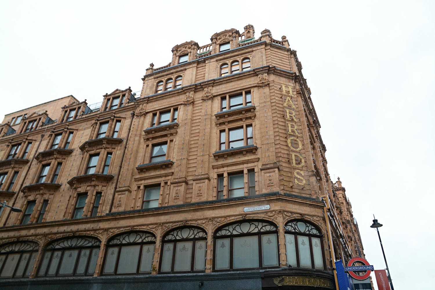【出走。英國倫敦】英式下午茶推薦 , Harrods Tea Rooms經典下午茶與奢華購物的完美邂逅(已更名為The Georgian at Harrods) - 第9張圖