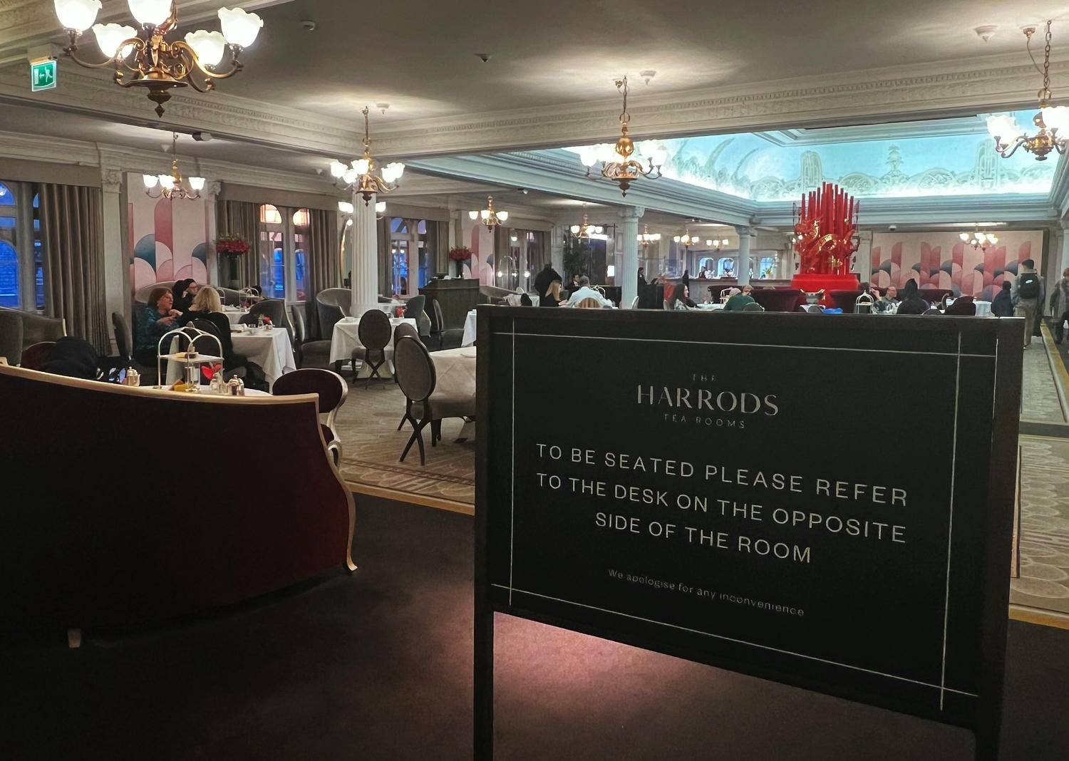 【出走。英國倫敦】英式下午茶推薦 , Harrods Tea Rooms經典下午茶與奢華購物的完美邂逅(已更名為The Georgian at Harrods) - 第11張圖