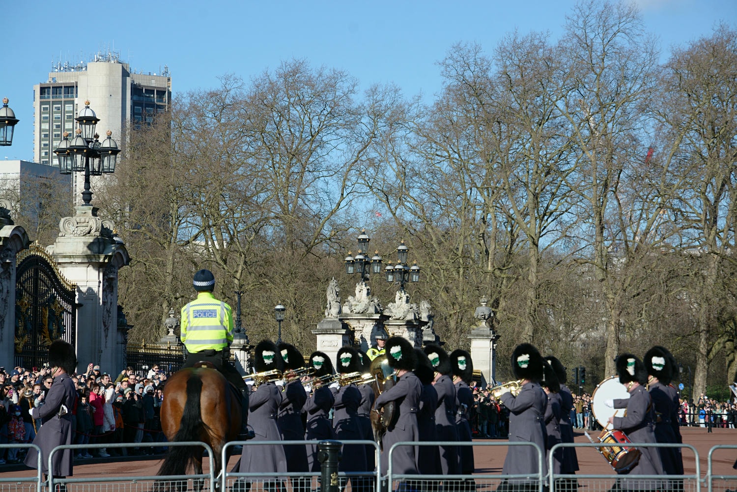【出走。英國倫敦】走進白金漢宮(Buckingham Palace) , 觀看衛兵交接儀式的魅力 , 時間路線 , 親子觀賞指南(冬季版) - 第29張圖