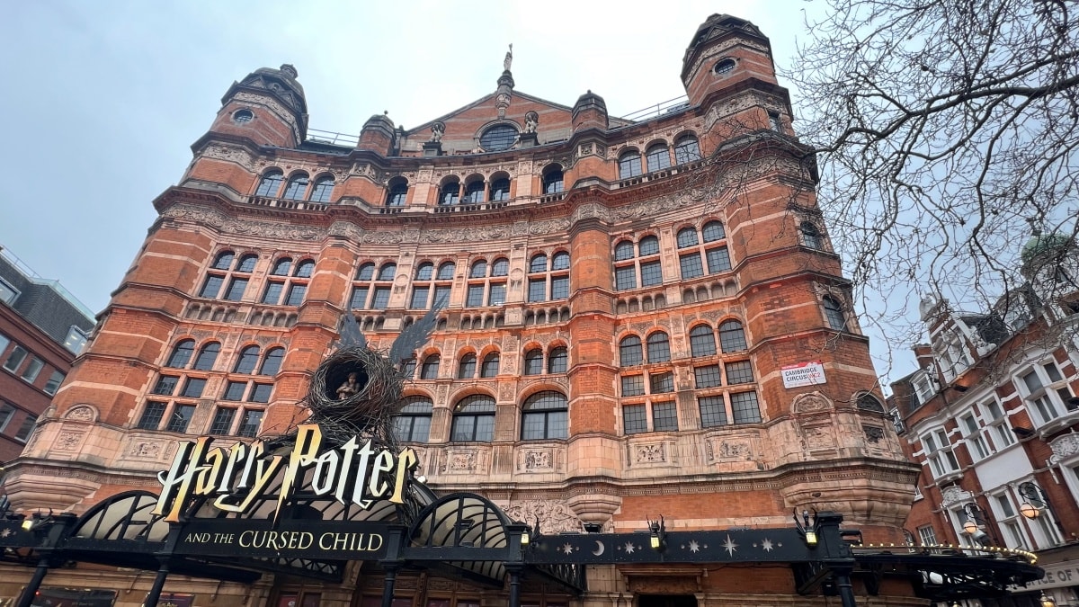 【出走。英國倫敦】倫敦(London)哈利波特舞台劇 ,《被詛咒的孩子(Harry Potter and the Cursed Child)》觀看攻略 - 第4張圖