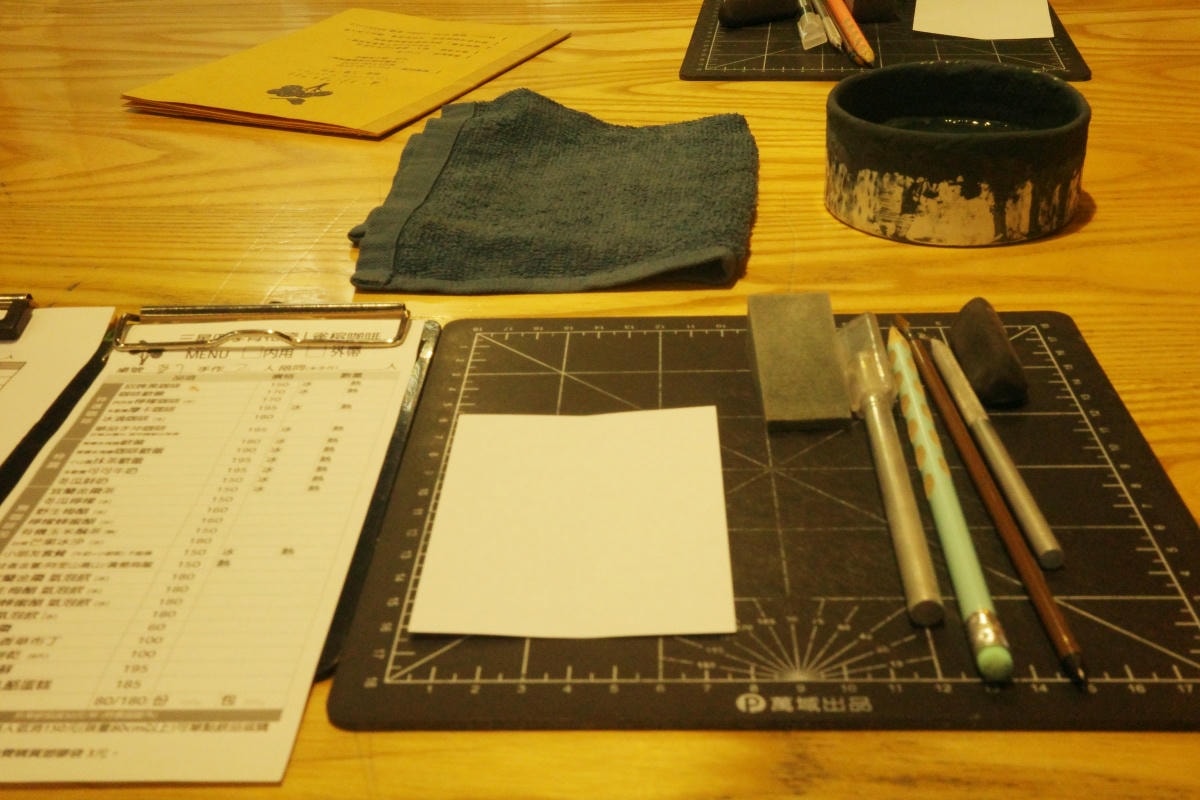 【慢旅行。宜蘭景點推薦】三星四季青花瓷拓繪體驗|手作生活器皿×老屋咖啡×隱藏民宿×落羽松秘境 - 第35張圖