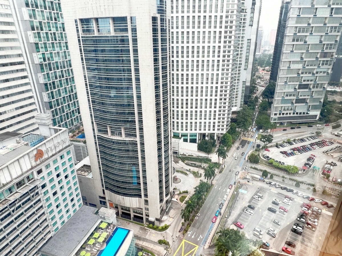 【出走。馬來西亞】吉隆坡住宿|地標景觀 x 高空早餐 , 【吉隆坡君悅酒店(Grand Hyatt Kuala Lumpur)】, 住進雙子星塔旁的奢華視野 - 第17張圖