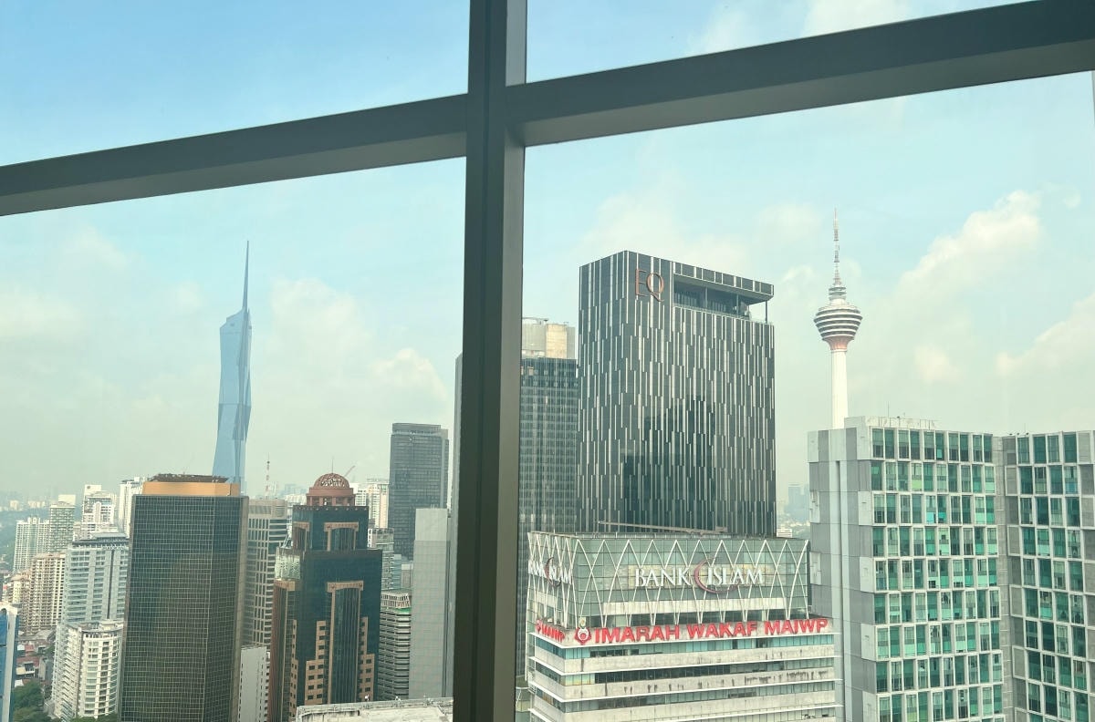【出走。馬來西亞】吉隆坡住宿|地標景觀 x 高空早餐 , 【吉隆坡君悅酒店(Grand Hyatt Kuala Lumpur)】, 住進雙子星塔旁的奢華視野 - 第28張圖