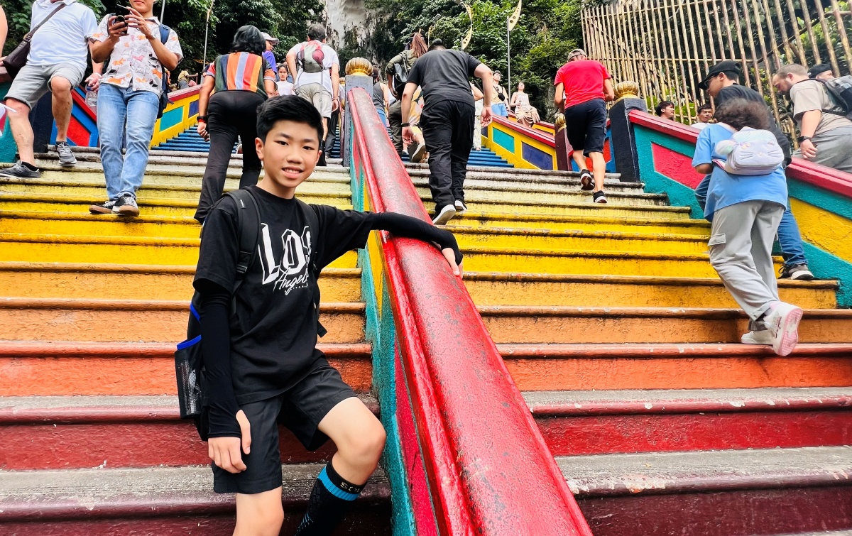 【出走。馬來西亞】吉隆坡郊外景點|黑風洞(Batu Caves) , 探索馬來西亞最壯麗的印度聖地 - 第9張圖