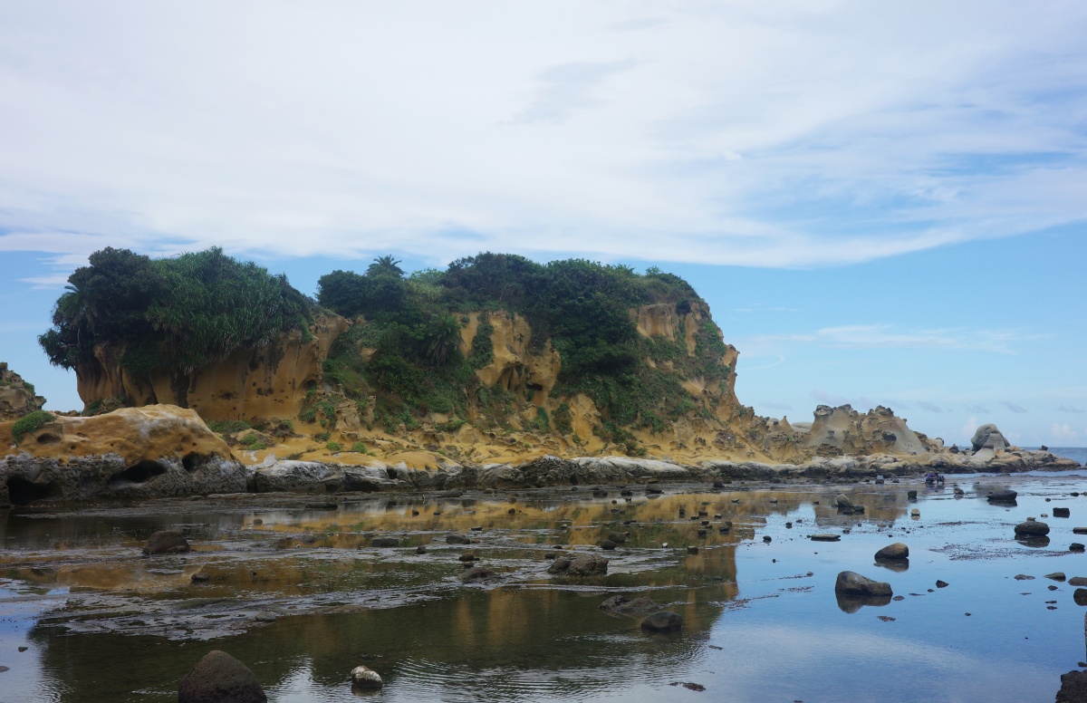 【慢旅行。基隆景點推薦】和平島地質公園|阿拉寶灣秘境導覽 , 隱藏版海蝕地景 , 遇見基隆嶼的絕美路線 - 第16張圖