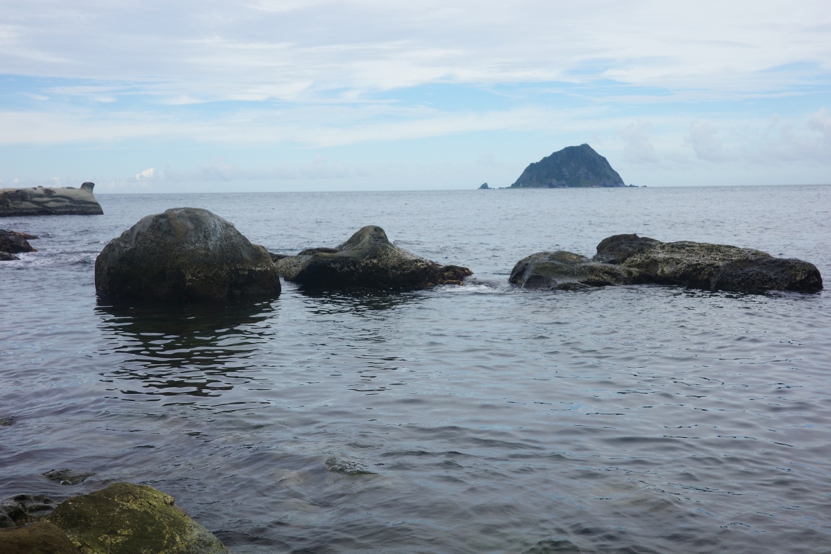 【慢旅行。基隆景點推薦】和平島地質公園|阿拉寶灣秘境導覽 , 隱藏版海蝕地景 , 遇見基隆嶼的絕美路線 - 第45張圖