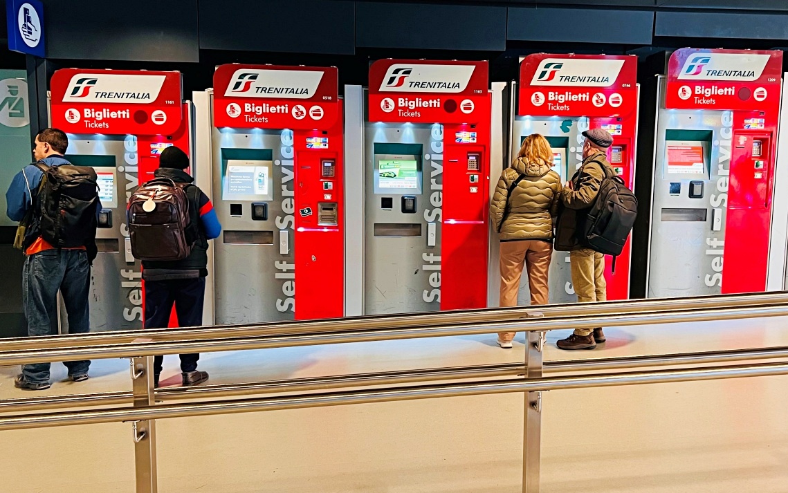 【出走。義大利】羅馬交通攻略|從達文西國際機場到市區 , 如何搭乘地鐵? 地鐵票券資訊與購票方式 - 第15張圖