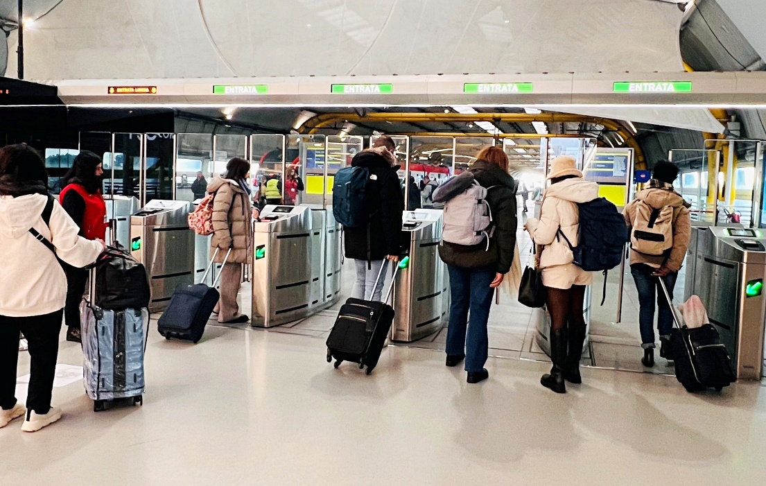 【出走。義大利】羅馬交通攻略|從達文西國際機場到市區 , 如何搭乘地鐵? 地鐵票券資訊與購票方式 - 第19張圖