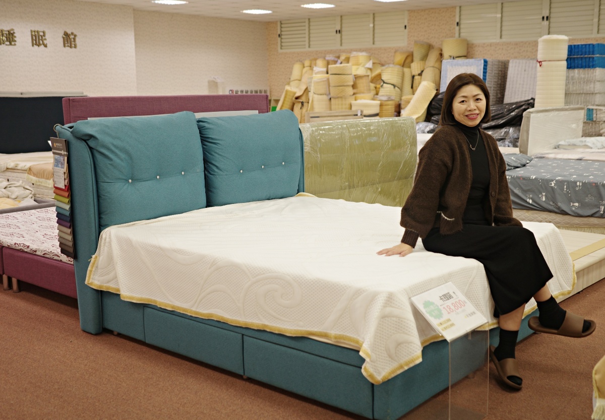 【開箱。床墊推薦】歐寶床墊(Oubau)｜如何挑一張可以用10年的好床？走一趟鶯歌30年製床工廠 , 彈簧、乳膠、結構一次看懂