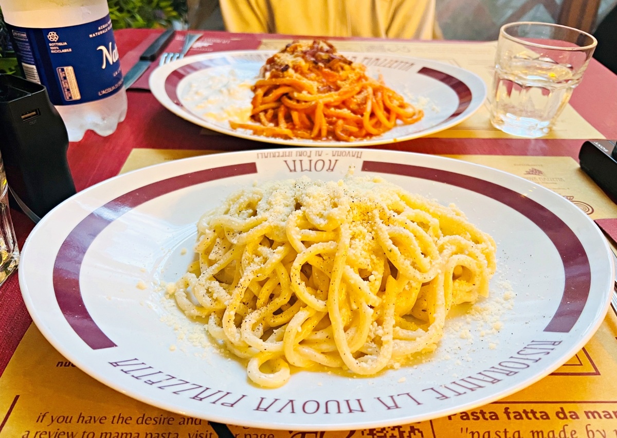 【出走。義大利】羅馬競技場美食攻略|走完三大景點後 , 必吃高人氣名店「La Nuova Piazzetta」與「Bar La Licata」 - 第29張圖 【出走。義大利】羅馬競技場美食攻略|走完三大景點後 , 必吃高人氣名店「La Nuova Piazzetta」與「Bar La Licata」