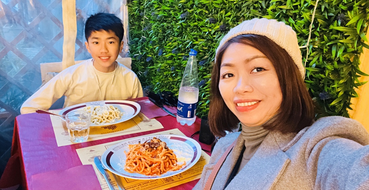 【出走。義大利】羅馬競技場美食攻略|走完三大景點後 , 必吃高人氣名店「La Nuova Piazzetta」與「Bar La Licata」 - 第31張圖 【出走。義大利】羅馬競技場美食攻略|走完三大景點後 , 必吃高人氣名店「La Nuova Piazzetta」與「Bar La Licata」