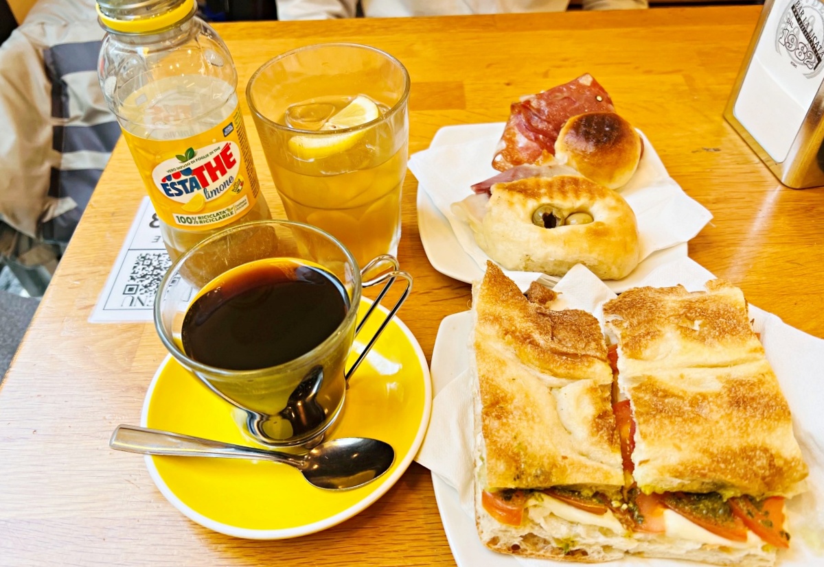 【出走。義大利】羅馬競技場美食攻略|走完三大景點後 , 必吃高人氣名店「La Nuova Piazzetta」與「Bar La Licata」 - 第20張圖 【出走。義大利】羅馬競技場美食攻略|走完三大景點後 , 必吃高人氣名店「La Nuova Piazzetta」與「Bar La Licata」