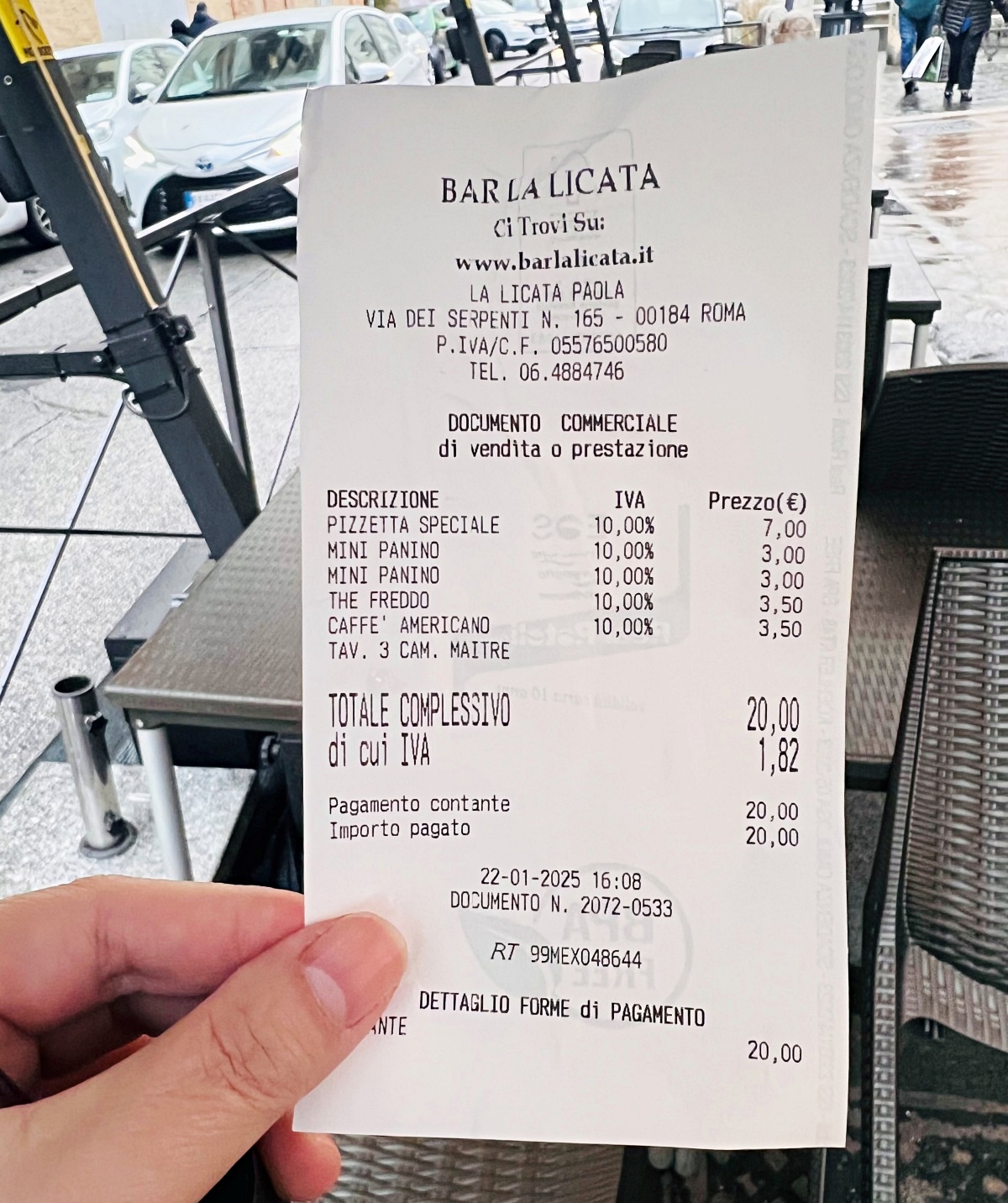 【出走。義大利】羅馬競技場美食攻略|走完三大景點後 , 必吃高人氣名店「La Nuova Piazzetta」與「Bar La Licata」 - 第21張圖 【出走。義大利】羅馬競技場美食攻略|走完三大景點後 , 必吃高人氣名店「La Nuova Piazzetta」與「Bar La Licata」