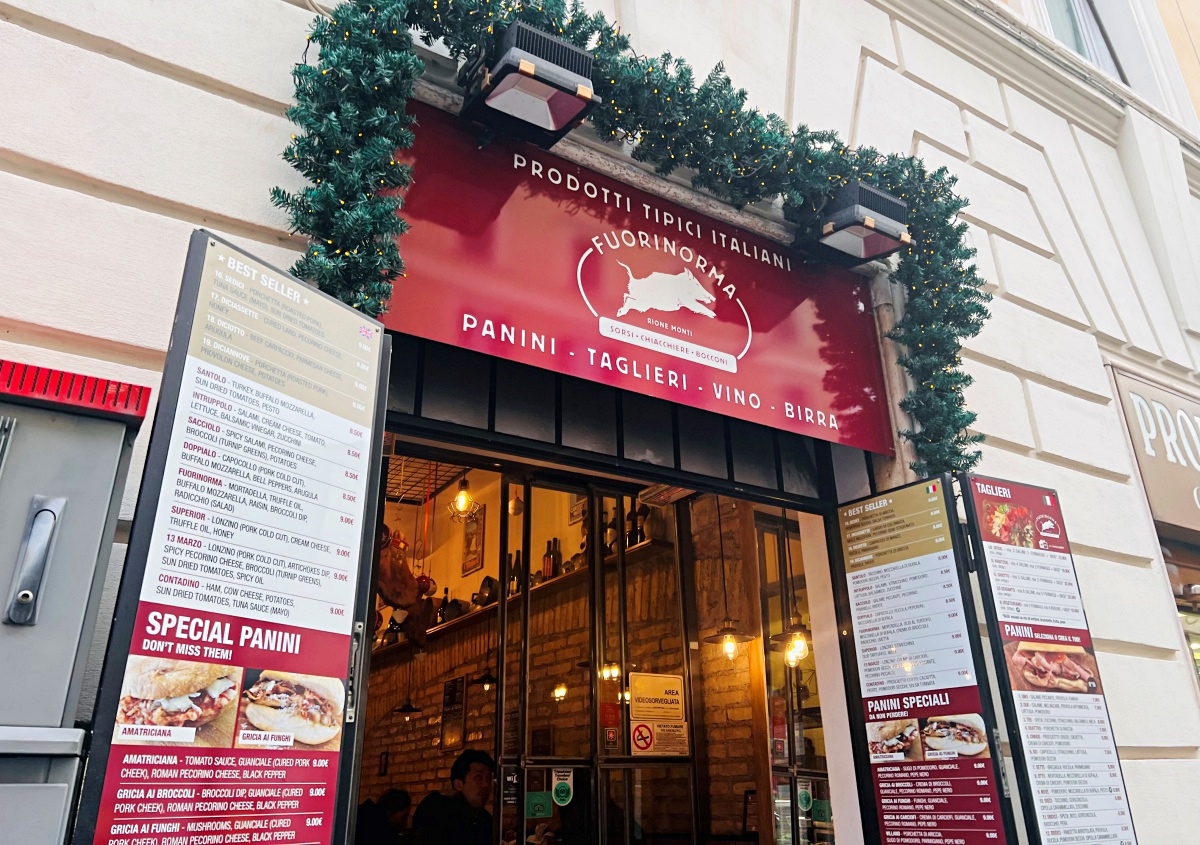 【出走。義大利】羅馬競技場美食攻略|走完三大景點後 , 必吃高人氣名店「La Nuova Piazzetta」與「Bar La Licata」 - 第23張圖 【出走。義大利】羅馬競技場美食攻略|走完三大景點後 , 必吃高人氣名店「La Nuova Piazzetta」與「Bar La Licata」