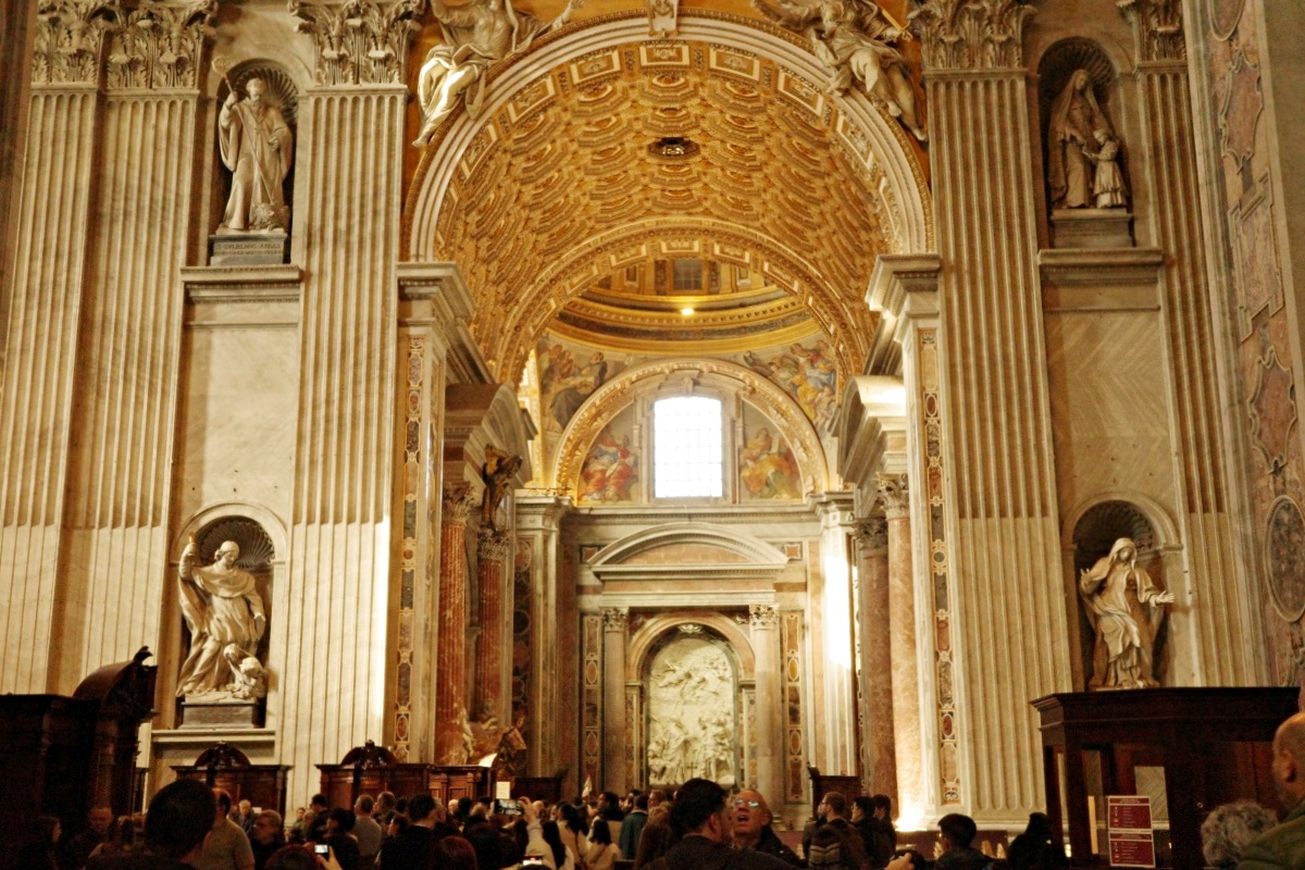 【出走。義大利】梵蒂岡自由行攻略｜一次搞懂必看亮點、購票、交通 , EP2.聖彼得大教堂(Basilica di San Pietro)