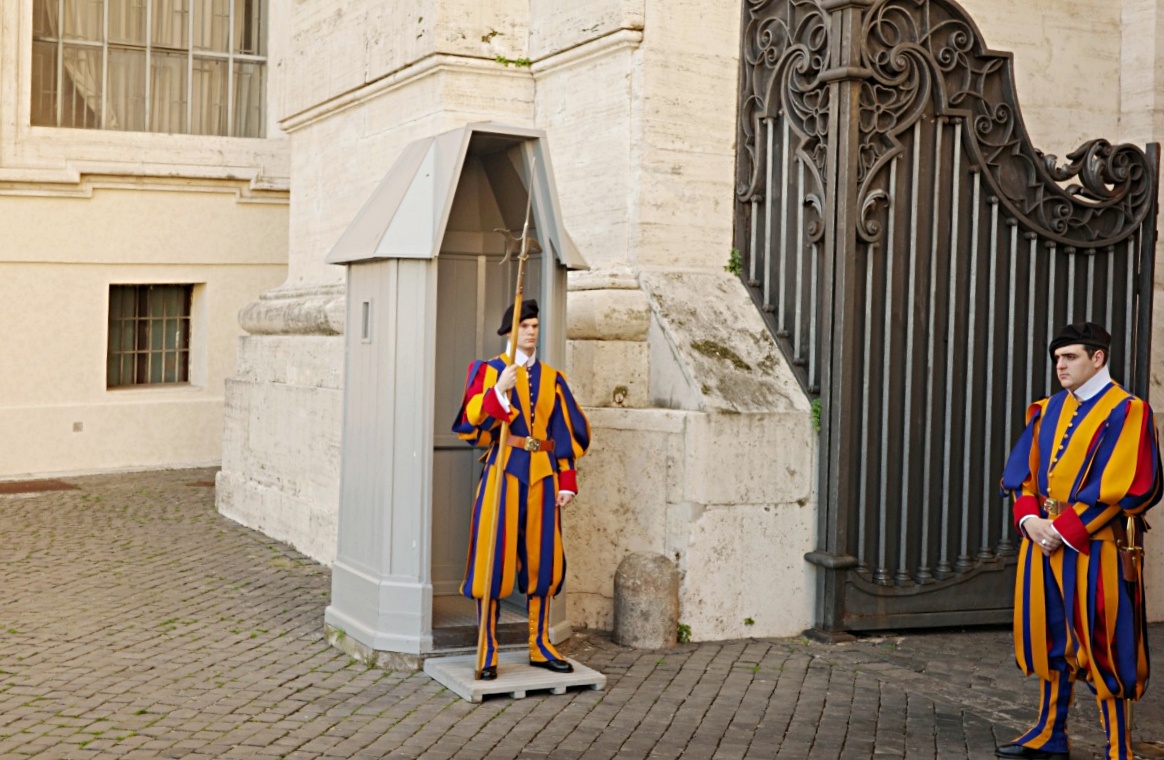 【出走。義大利】梵蒂岡自由行攻略｜一次搞懂必看亮點、購票、交通 , EP2.聖彼得大教堂(Basilica di San Pietro)