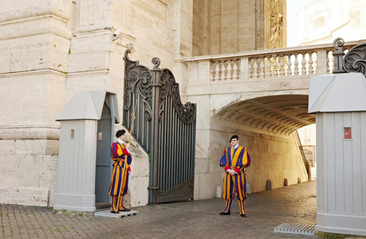 【出走。義大利】梵蒂岡自由行攻略｜一次搞懂必看亮點、購票、交通 , EP2.聖彼得大教堂(Basilica di San Pietro)