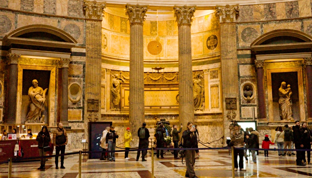 【出走。義大利】羅馬散步路線|西班牙廣場→萬神殿→許願池 , 必看亮點 × 周邊人氣美食 - 第34張圖 【出走。義大利】羅馬散步路線|西班牙廣場→萬神殿→許願池 , 必看亮點 × 周邊人氣美食