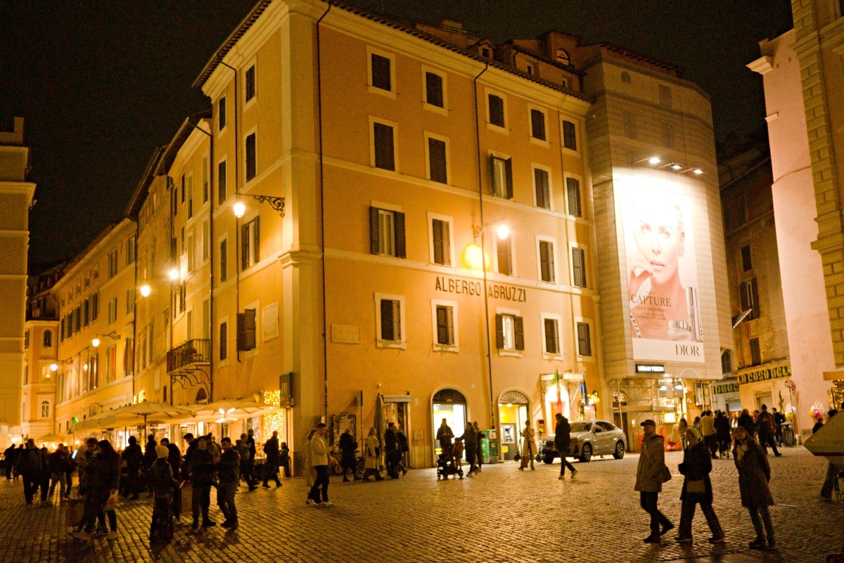 【出走。義大利】羅馬散步路線|西班牙廣場→萬神殿→許願池 , 必看亮點 × 周邊人氣美食 - 第42張圖 【出走。義大利】羅馬散步路線|西班牙廣場→萬神殿→許願池 , 必看亮點 × 周邊人氣美食