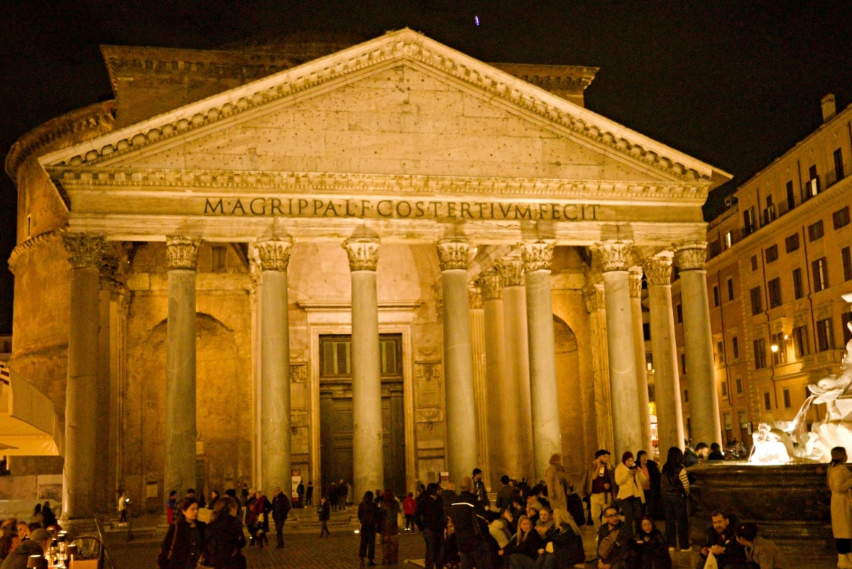 【出走。義大利】羅馬散步路線|西班牙廣場→萬神殿→許願池 , 必看亮點 × 周邊人氣美食 - 第22張圖 【出走。義大利】羅馬散步路線|西班牙廣場→萬神殿→許願池 , 必看亮點 × 周邊人氣美食