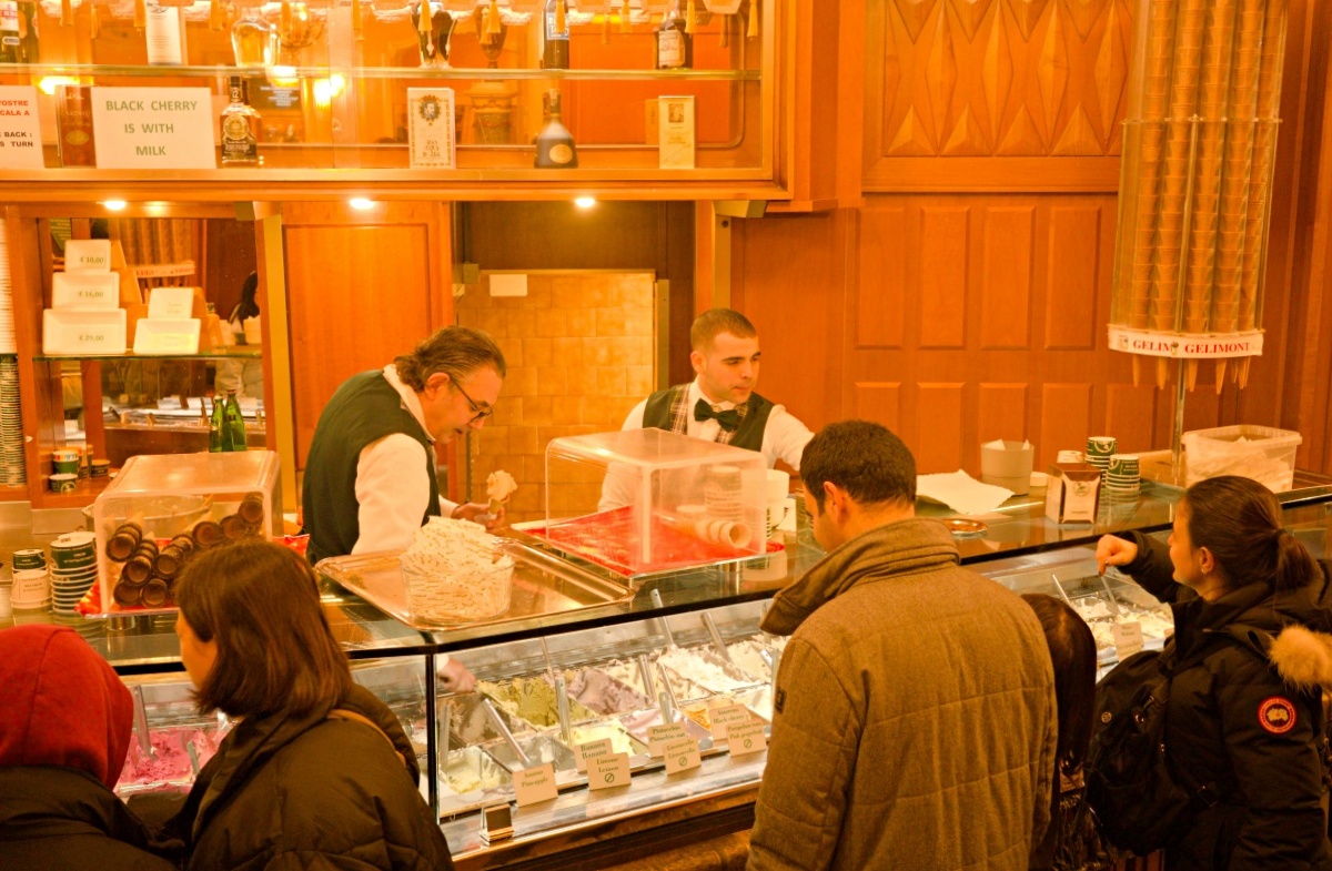 【出走。義大利】羅馬散步路線|西班牙廣場→萬神殿→許願池 , 必看亮點 × 周邊人氣美食 - 第58張圖 【出走。義大利】羅馬散步路線|西班牙廣場→萬神殿→許願池 , 必看亮點 × 周邊人氣美食