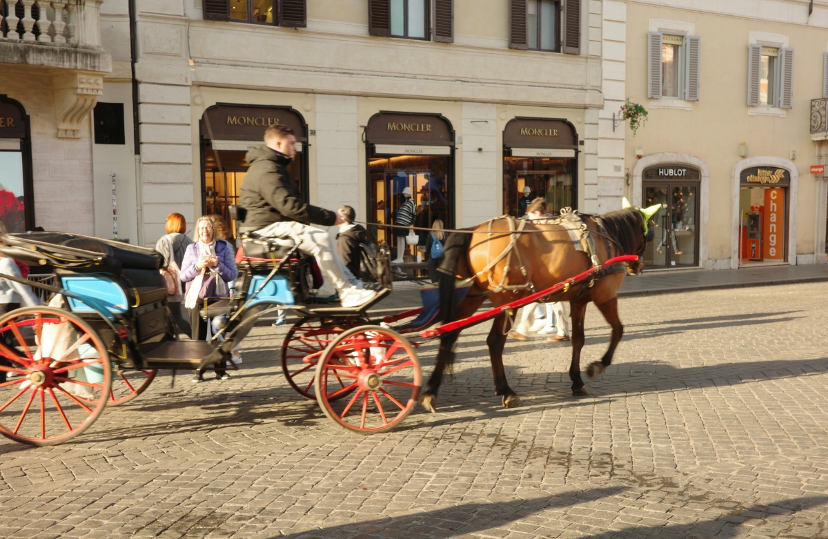 【出走。義大利】羅馬散步路線|西班牙廣場→萬神殿→許願池 , 必看亮點 × 周邊人氣美食 - 第15張圖 【出走。義大利】羅馬散步路線|西班牙廣場→萬神殿→許願池 , 必看亮點 × 周邊人氣美食