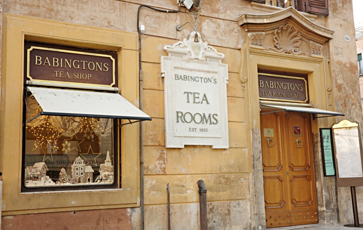 【出走。義大利】羅馬散步路線|西班牙廣場→萬神殿→許願池 , 必看亮點 × 周邊人氣美食 - 第12張圖 【出走。義大利】羅馬散步路線|西班牙廣場→萬神殿→許願池 , 必看亮點 × 周邊人氣美食