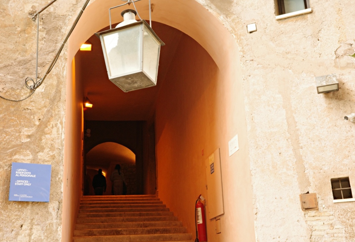 【出走。義大利】梵蒂岡自由行攻略｜一次搞懂必看亮點、購票、交通 , EP3.聖天使城堡(Castel Sant’ Angelo)