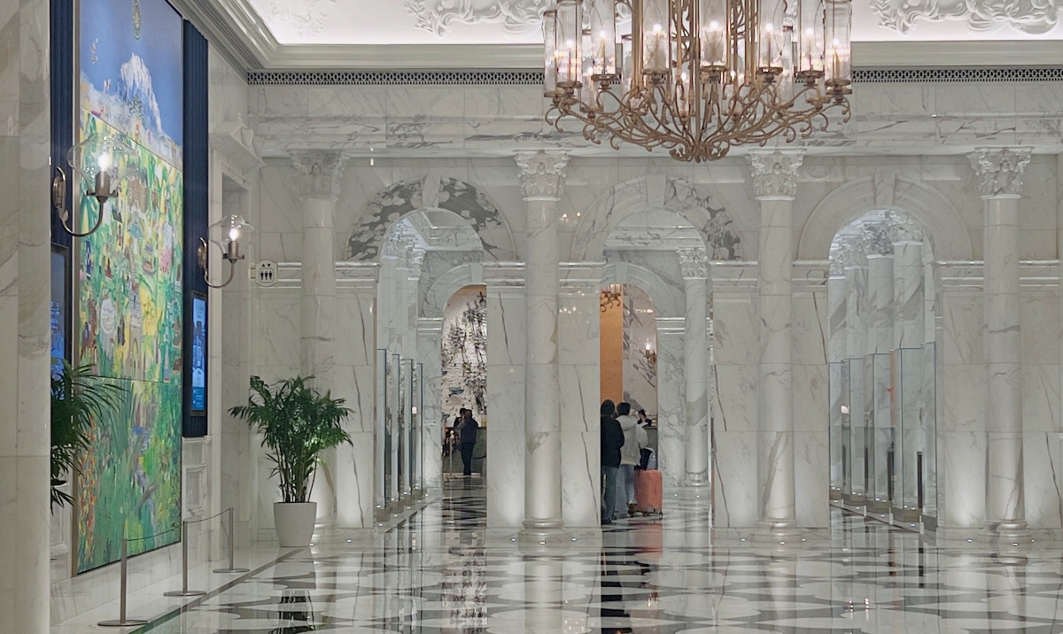 【出走。澳門】2026澳門跨年3天2夜｜把17至18世紀歐洲「中式古典」搬進澳門 , 「上葡京酒店」中西合璧設計細節一次看