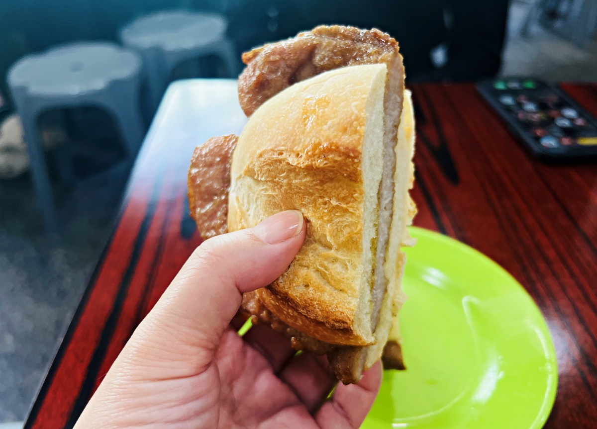 【出走。澳門】2026澳門跨年3天2夜｜7年不見的「官也街(Rua do Cunha)」, 原來變這麼好玩了