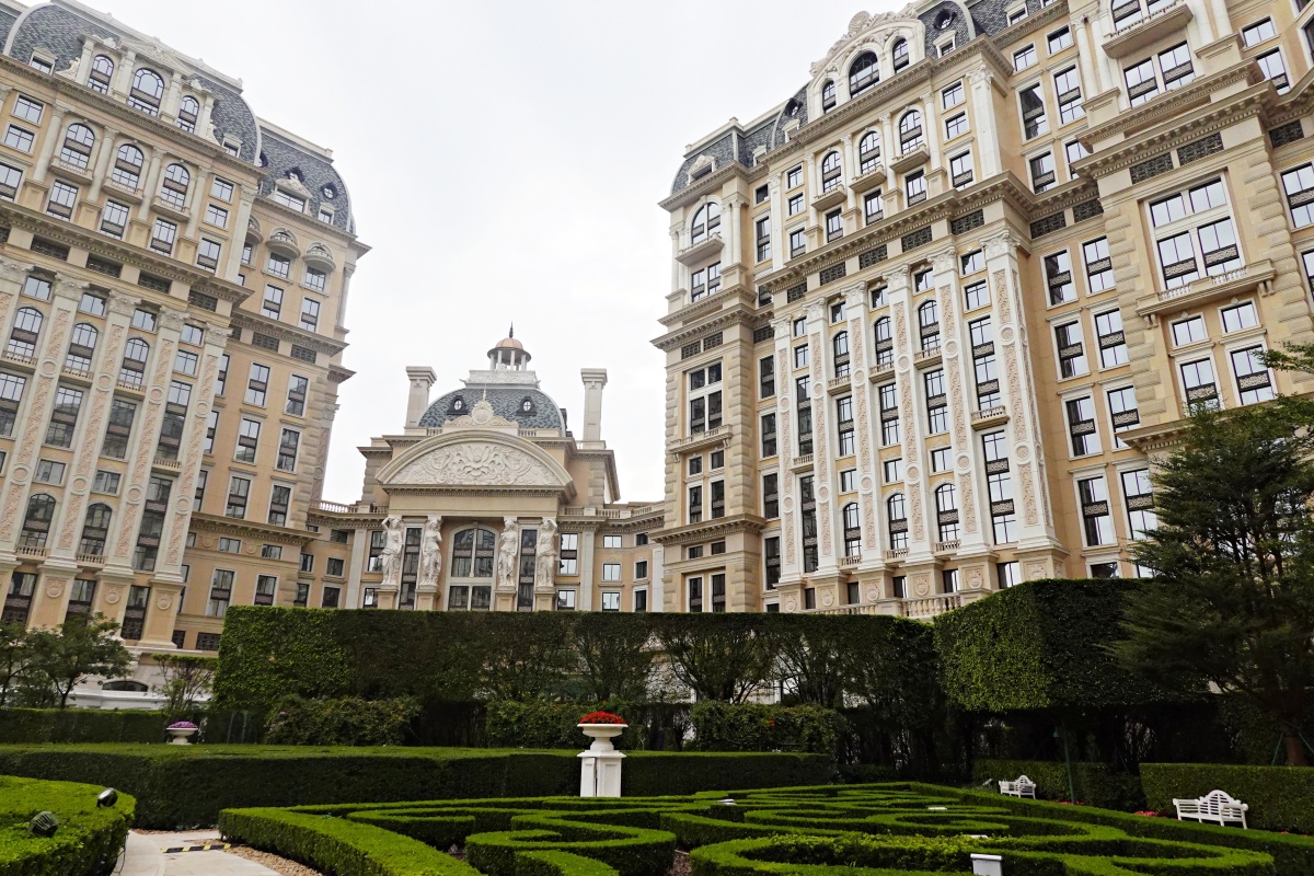 【出走。澳門】2026澳門跨年3天2夜｜把17至18世紀歐洲「中式古典」搬進澳門 , 「上葡京酒店」中西合璧設計細節一次看