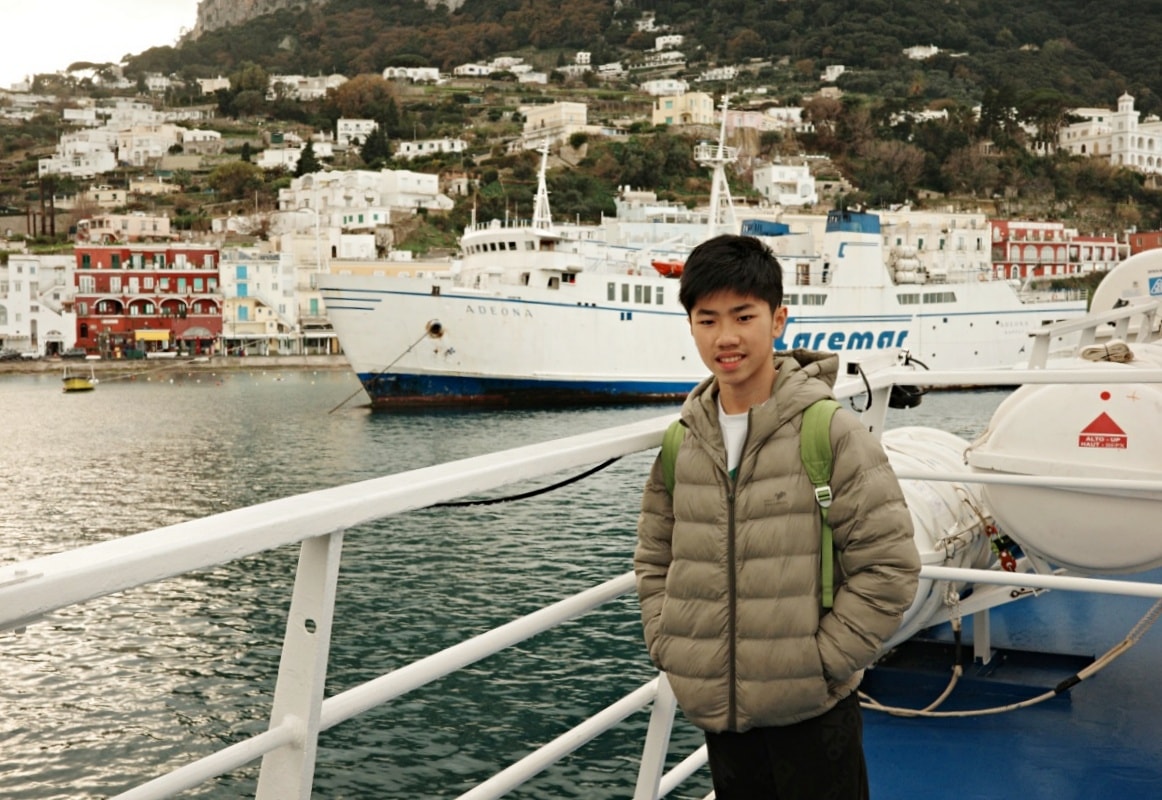 【出走。義大利】卡布里島(Capri)一日遊｜冬天值得去嗎？從蘇連多搭船前往 , 冬天參加環島船 , 山頂市區散步
